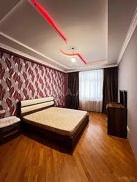 Kirayə verilir 3 otaqlı mənzil 136 m²