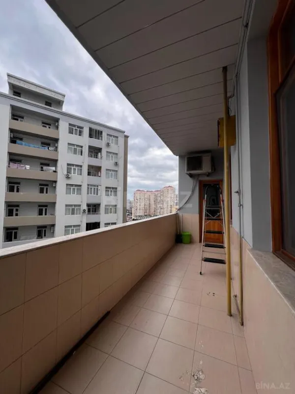 Kirayə verilir 3 otaqlı mənzil 136 m²