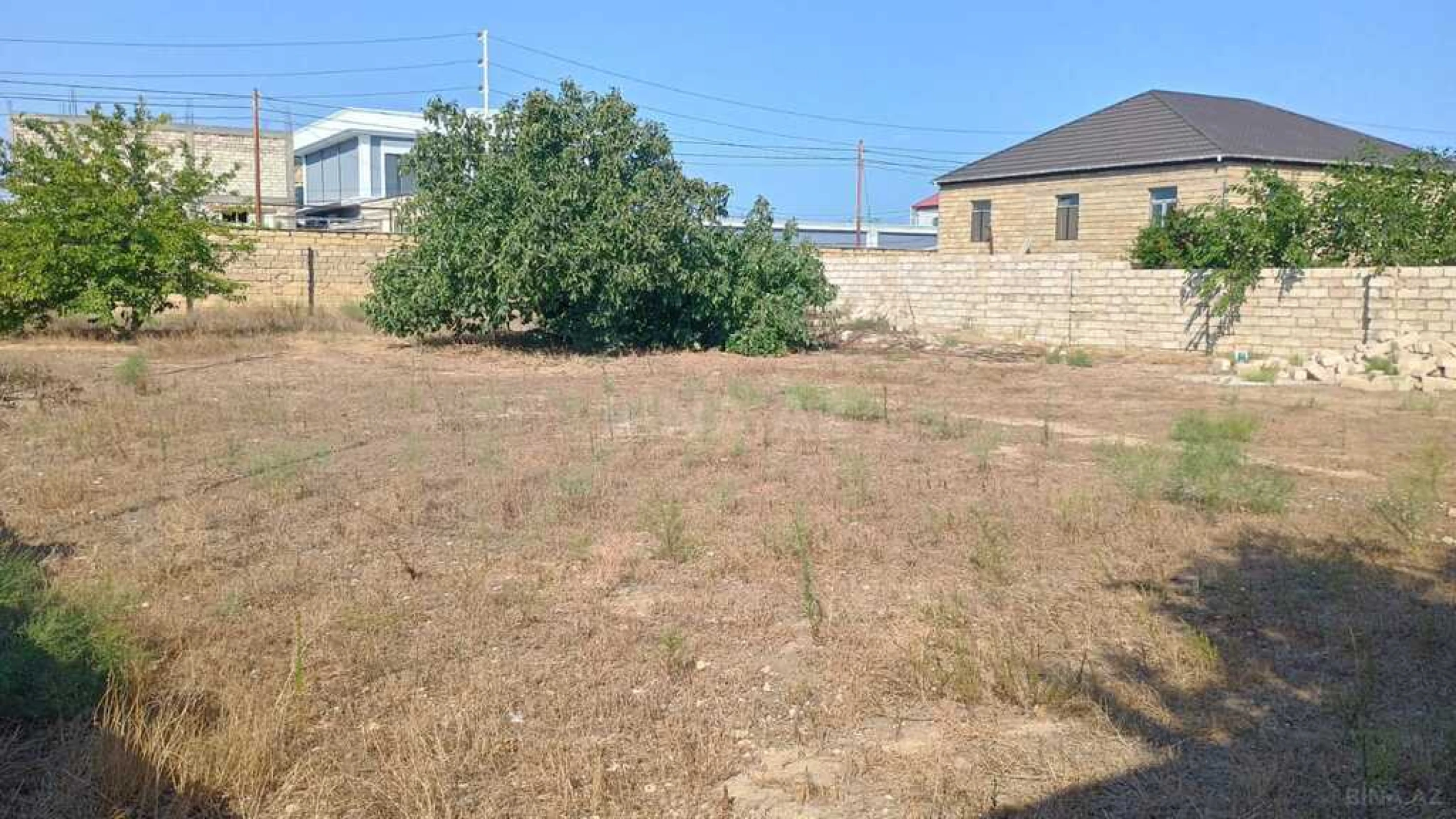 Satılır torpaq sahəsi 10 m²