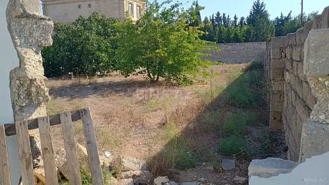 Satılır torpaq sahəsi 10 m²