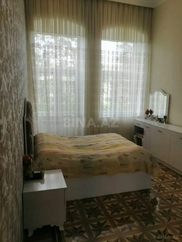 Satılır 2 otaqlı mənzil 55 m²