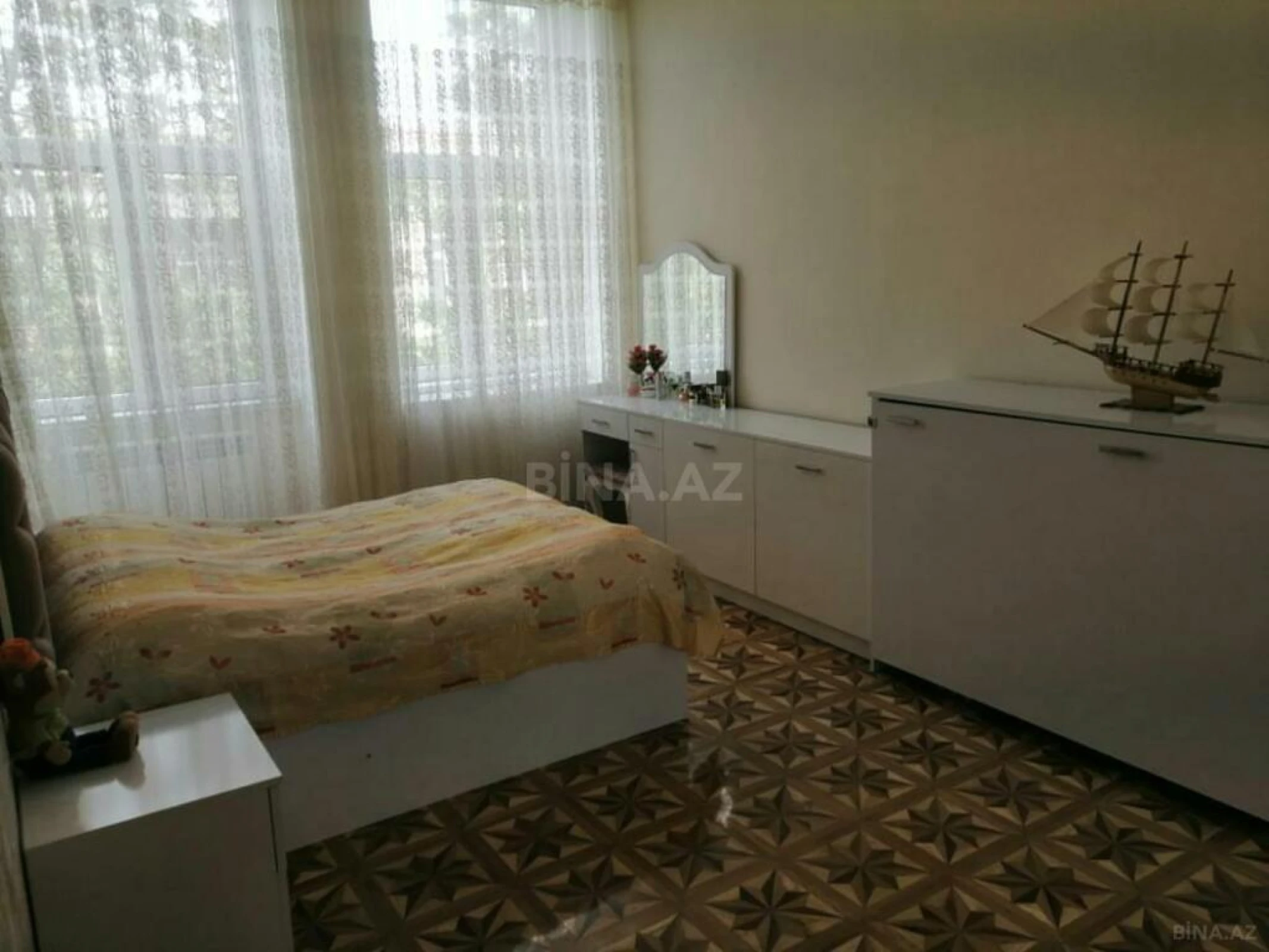 Satılır 2 otaqlı mənzil 55 m²