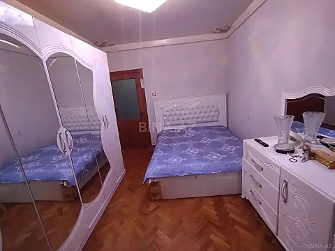 Satılır 4 otaqlı mənzil 105 m²