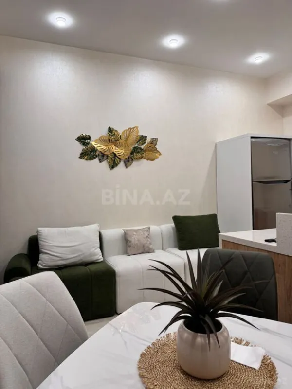 Satılır 3 otaqlı mənzil 91 m²