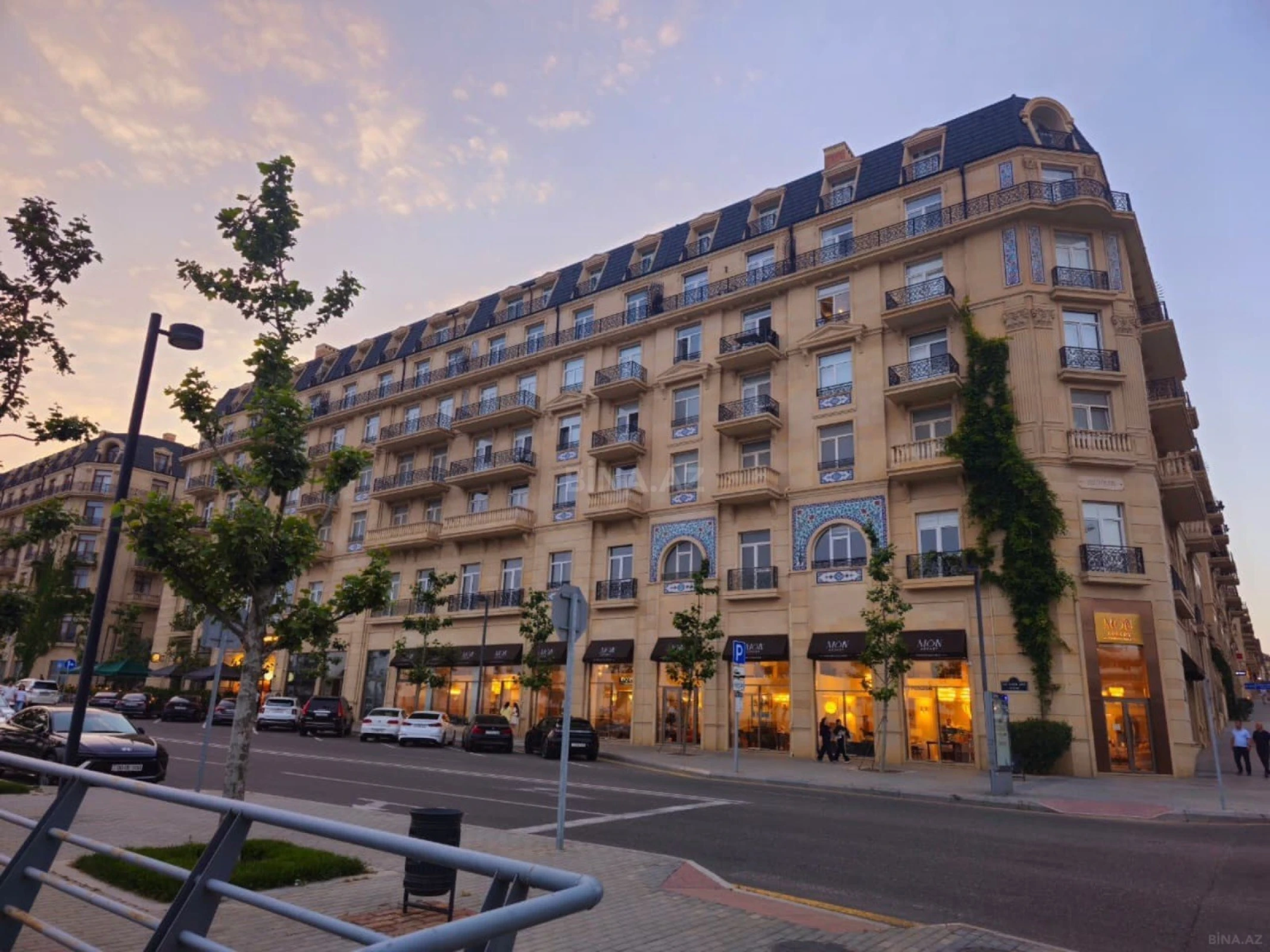 Satılır 3 otaqlı mənzil 91 m²