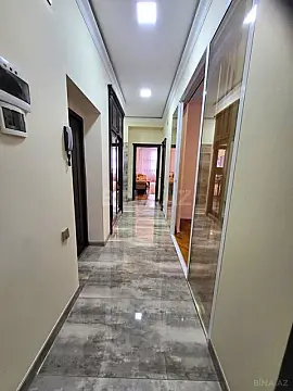 Satılır 3 otaqlı mənzil 115 m²