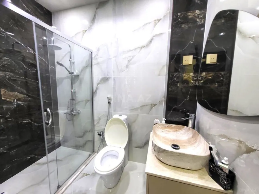 Satılır 3 otaqlı mənzil 115 m²