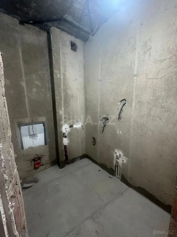 Satılır 3 otaqlı mənzil 124 m²