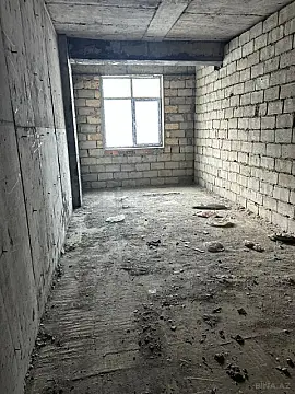 Satılır 3 otaqlı mənzil 124 m²