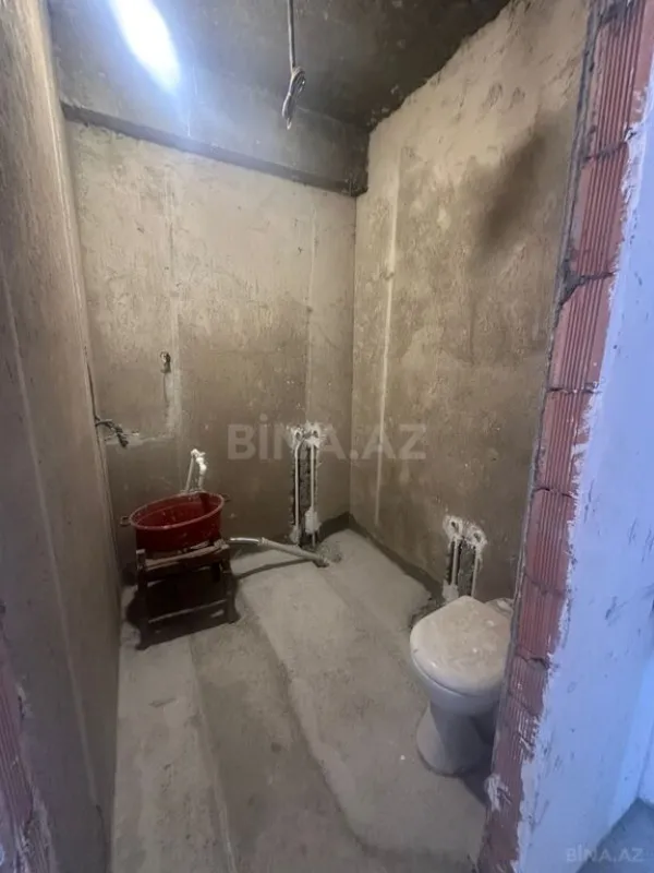 Satılır 3 otaqlı mənzil 124 m²