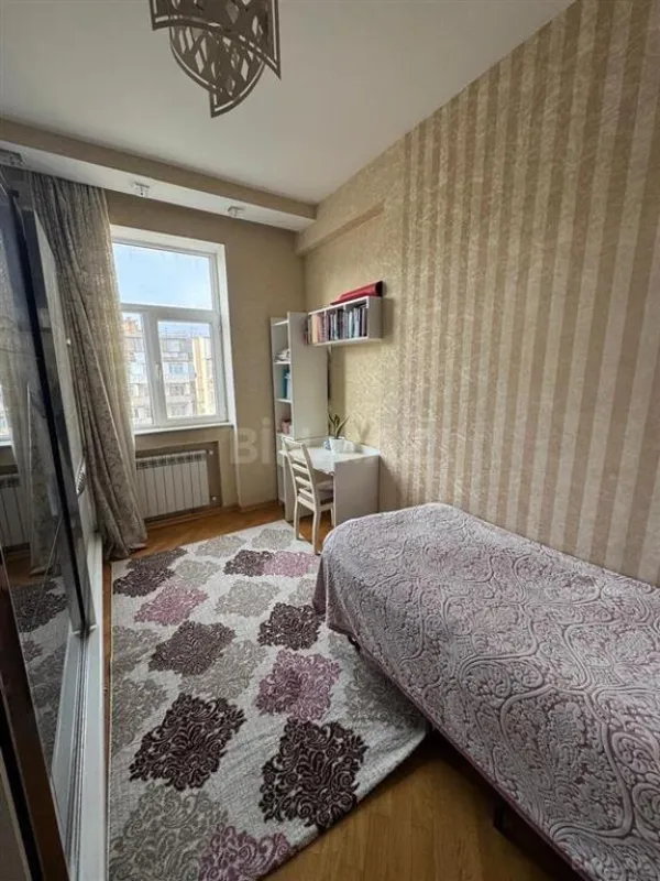 Kirayə verilir 3 otaqlı mənzil 73 m²