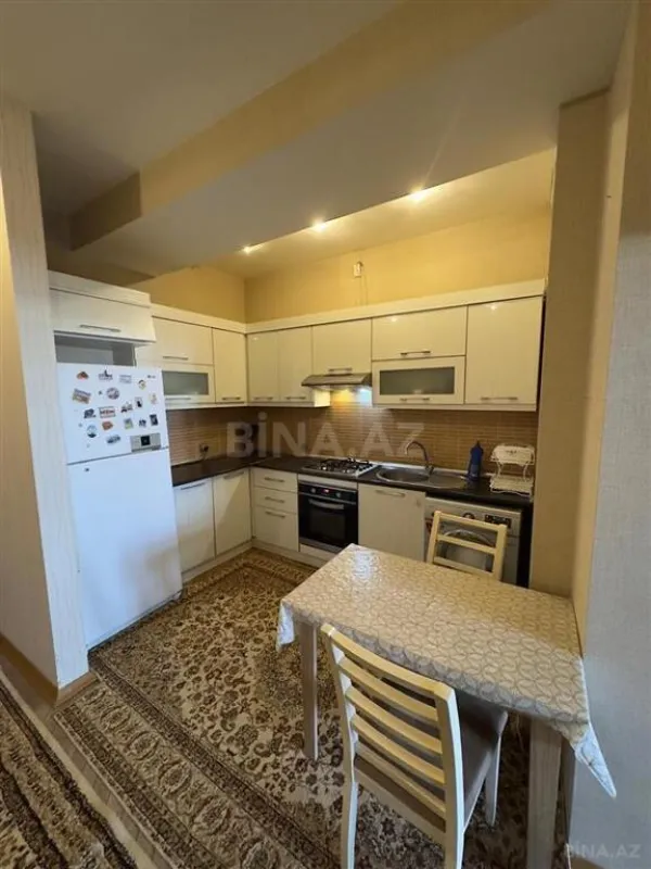 Kirayə verilir 3 otaqlı mənzil 73 m²