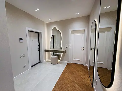 Kirayə verilir 3 otaqlı mənzil 140 m²