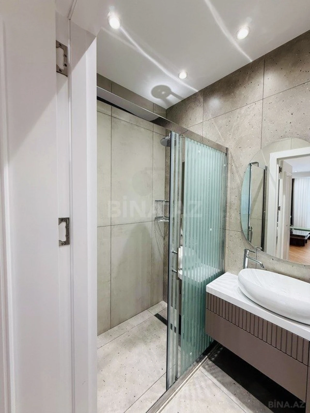 Kirayə verilir 3 otaqlı mənzil 140 m²