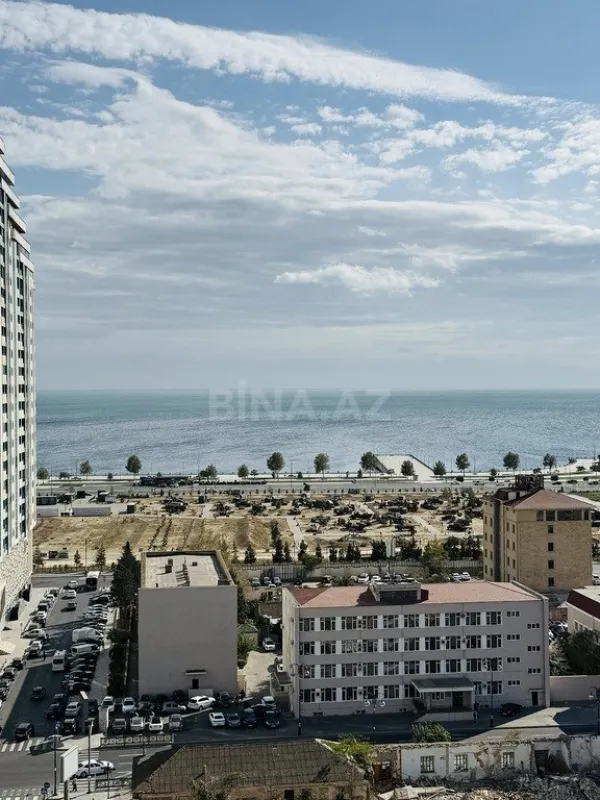 Kirayə verilir 3 otaqlı mənzil 140 m²