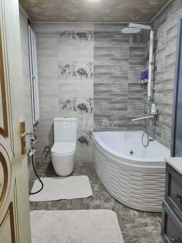 Satılır 3 otaqlı mənzil 115 m²