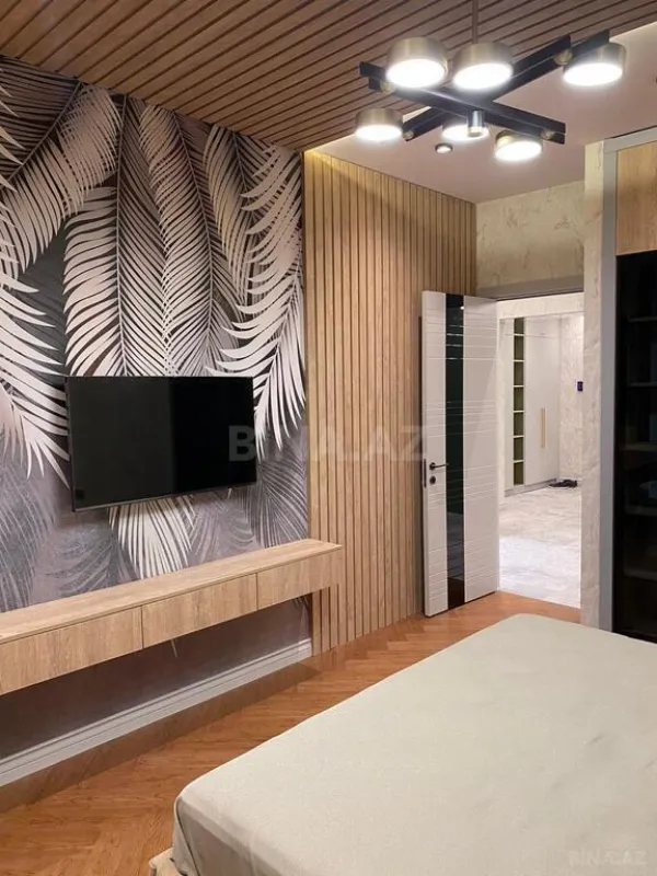 Kirayə verilir 2 otaqlı mənzil 90 m²