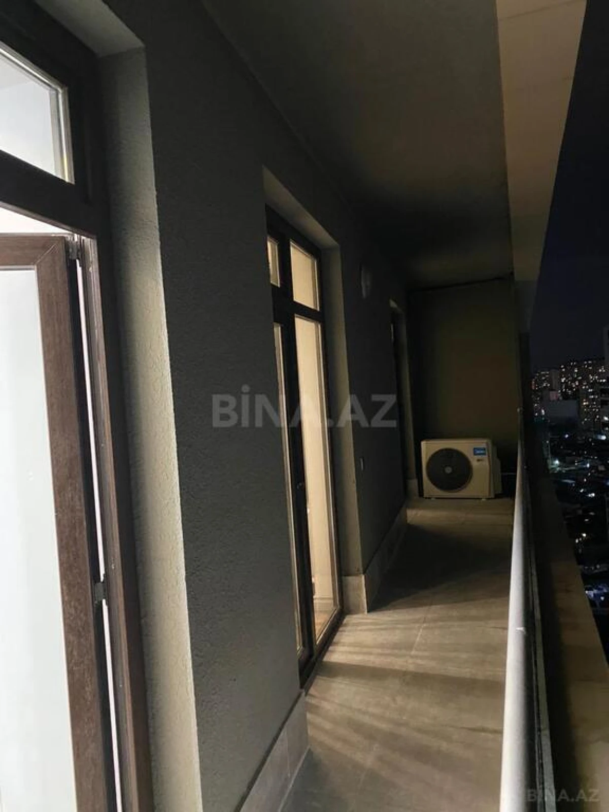 Kirayə verilir 2 otaqlı mənzil 90 m²