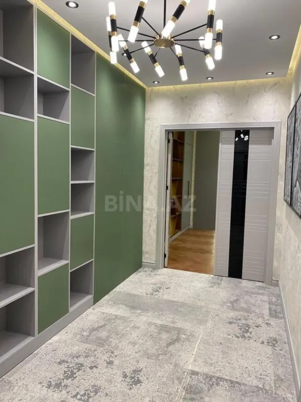 Kirayə verilir 2 otaqlı mənzil 90 m²