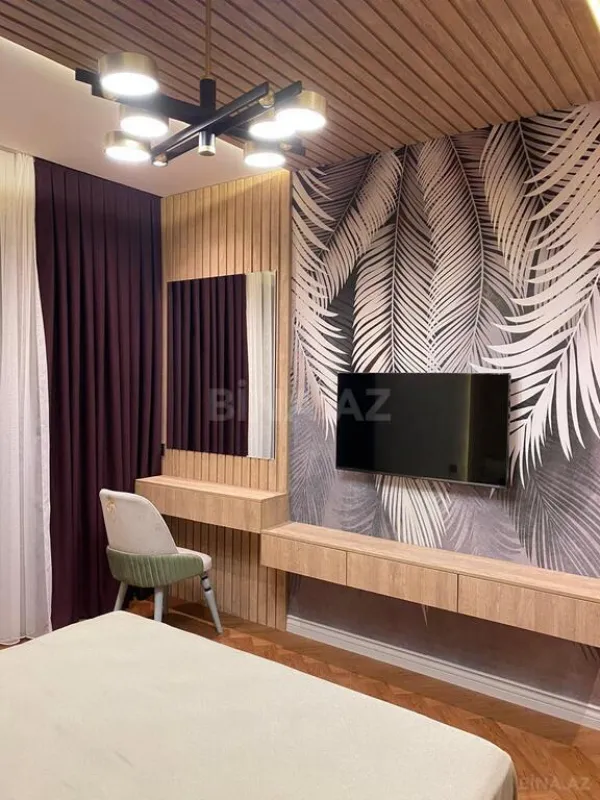 Kirayə verilir 2 otaqlı mənzil 90 m²