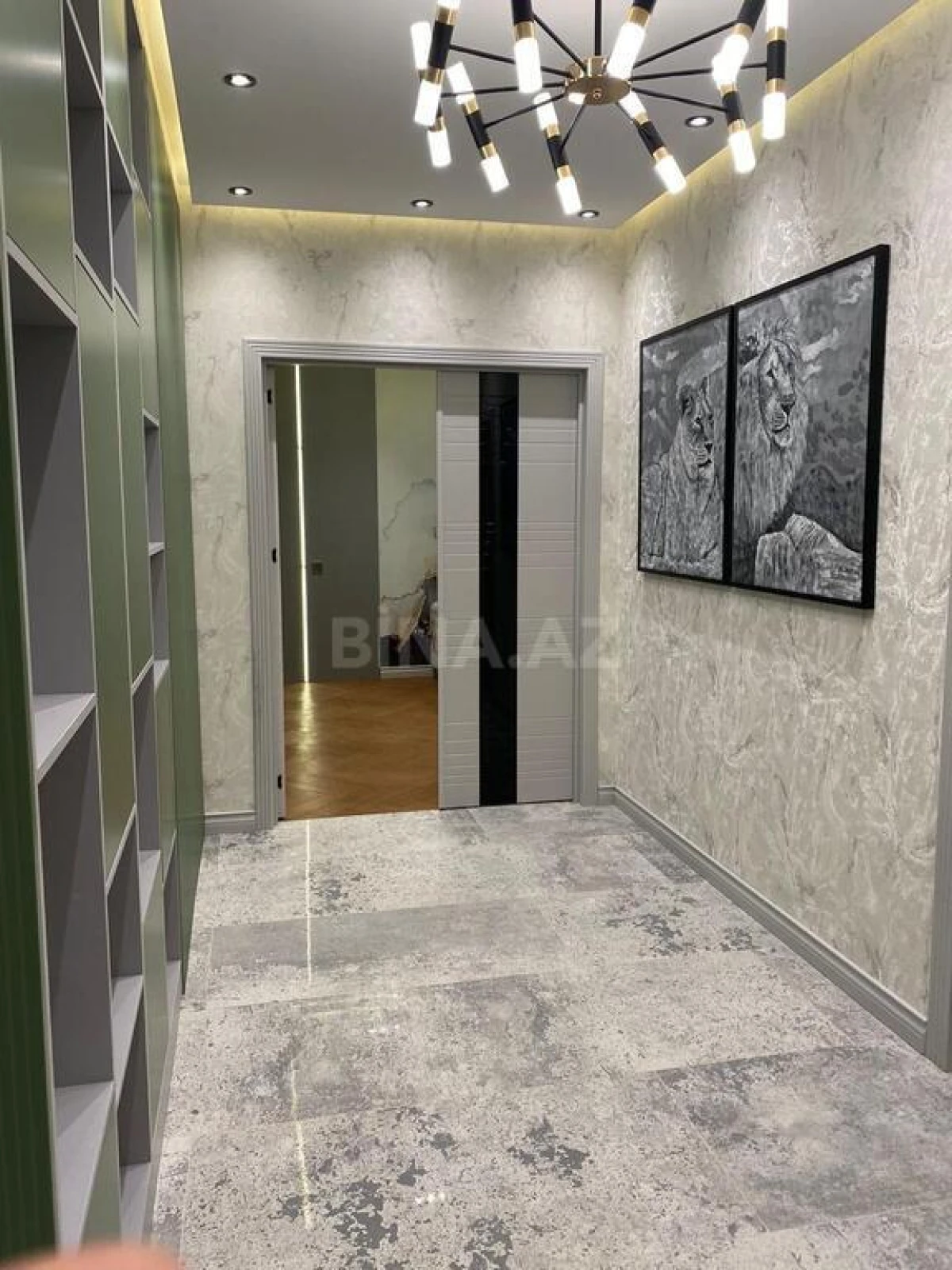 Kirayə verilir 2 otaqlı mənzil 90 m²