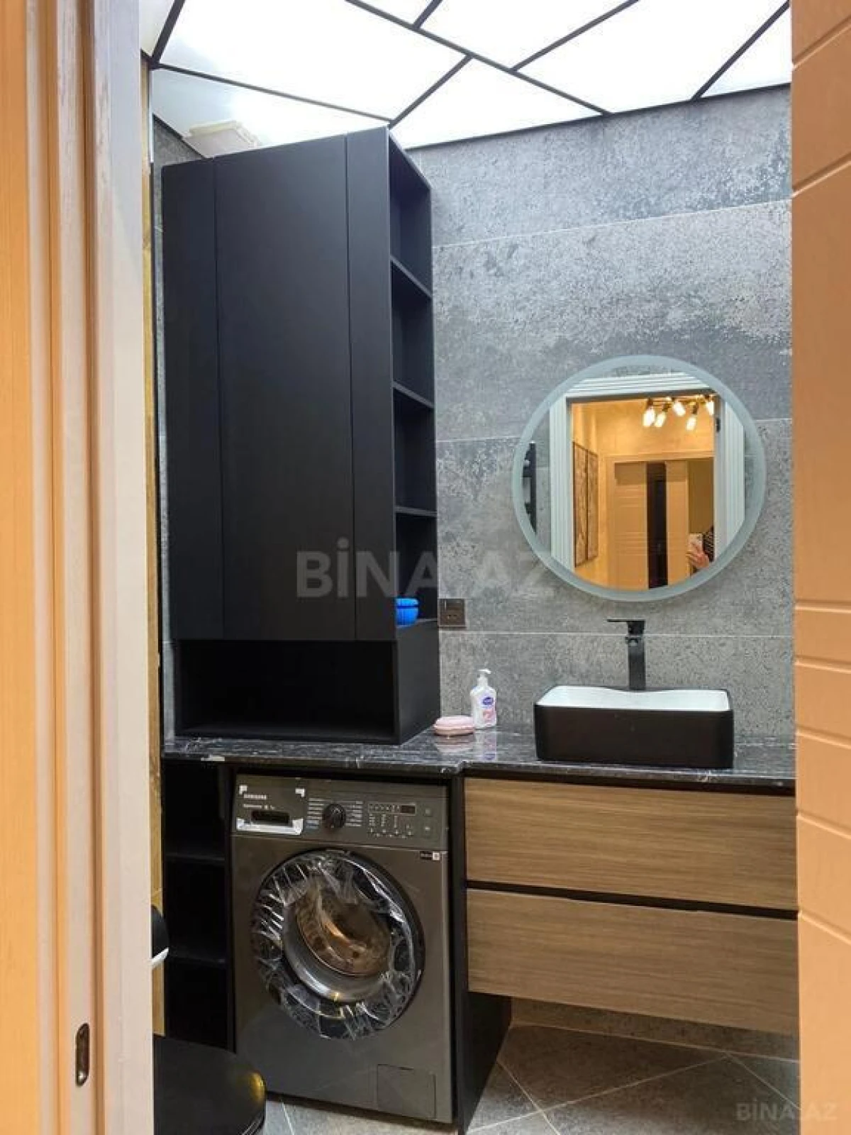 Kirayə verilir 2 otaqlı mənzil 90 m²