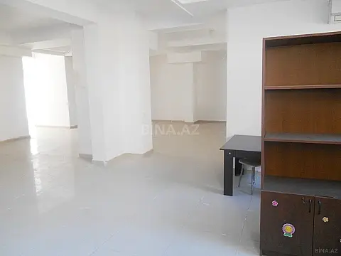 Satılır obyekt 140 m²