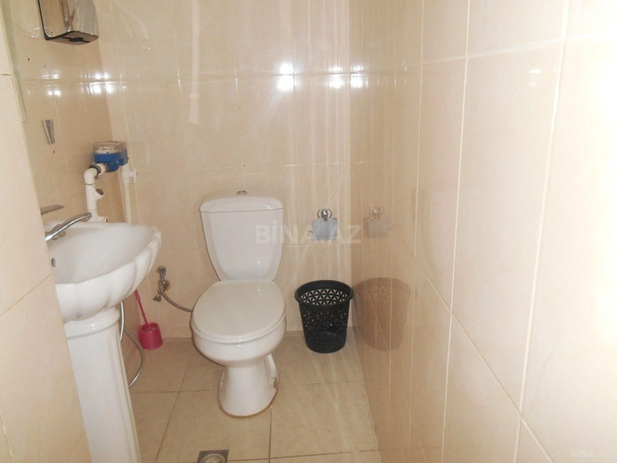 Satılır obyekt 140 m²