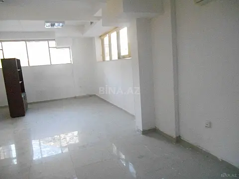 Satılır obyekt 140 m²