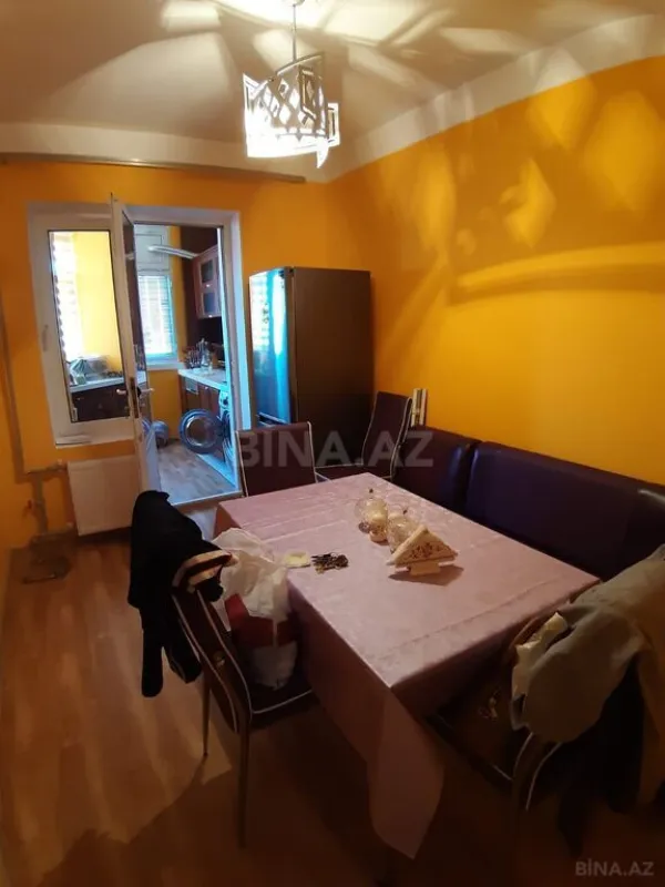 Satılır 4 otaqlı mənzil 85 m²