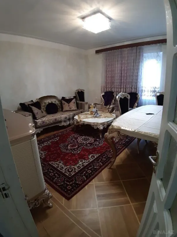 Satılır 4 otaqlı mənzil 85 m²