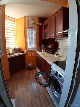 Satılır 4 otaqlı mənzil 100 m²