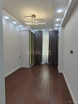 Satılır 3 otaqlı mənzil 151 m²