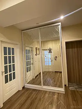 Satılır 2 otaqlı mənzil 81 m²