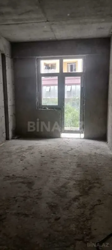 Satılır 3 otaqlı mənzil 139.3 m²