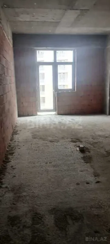 Satılır 3 otaqlı mənzil 139.3 m²