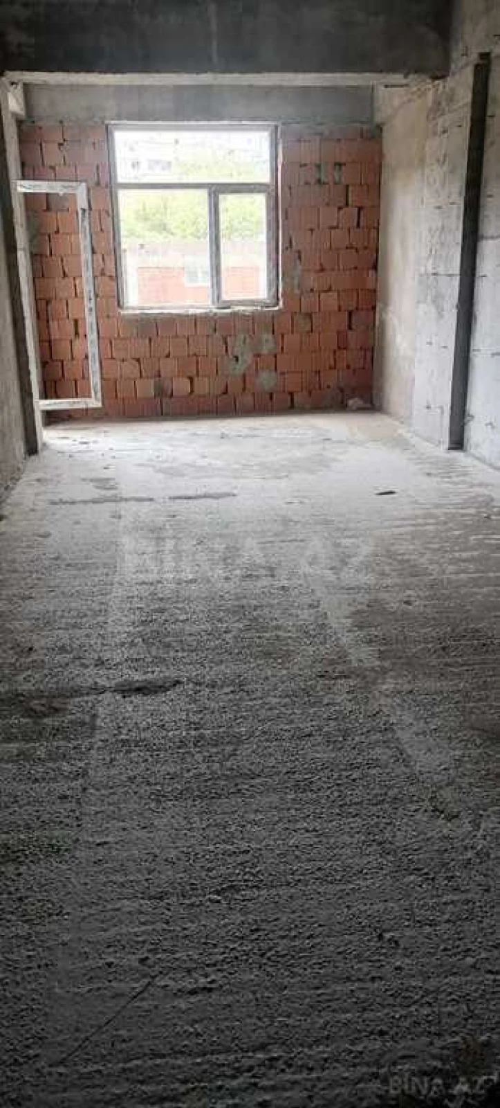 Satılır 3 otaqlı mənzil 139.3 m²