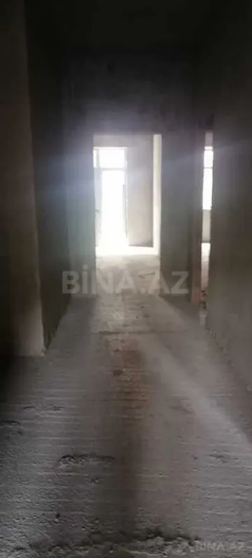 Satılır 3 otaqlı mənzil 139.3 m²