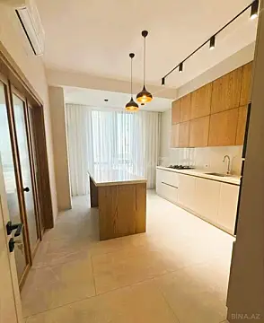 Satılır 3 otaqlı mənzil 145 m² — Bakı, 5-ci mikrorayon 3 otaq 145.00 m²