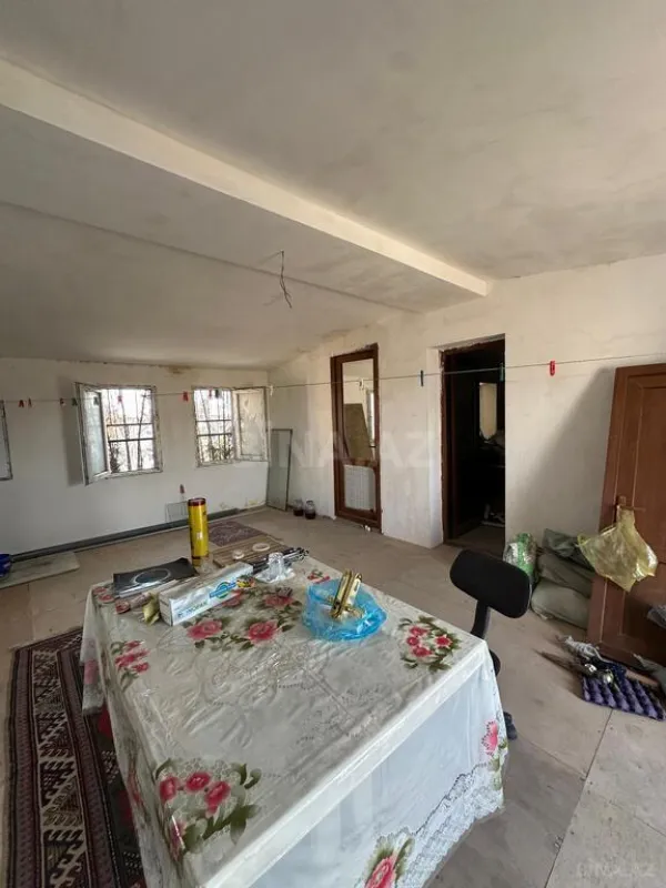 Satılır 7 otaqlı mənzil 140 m²