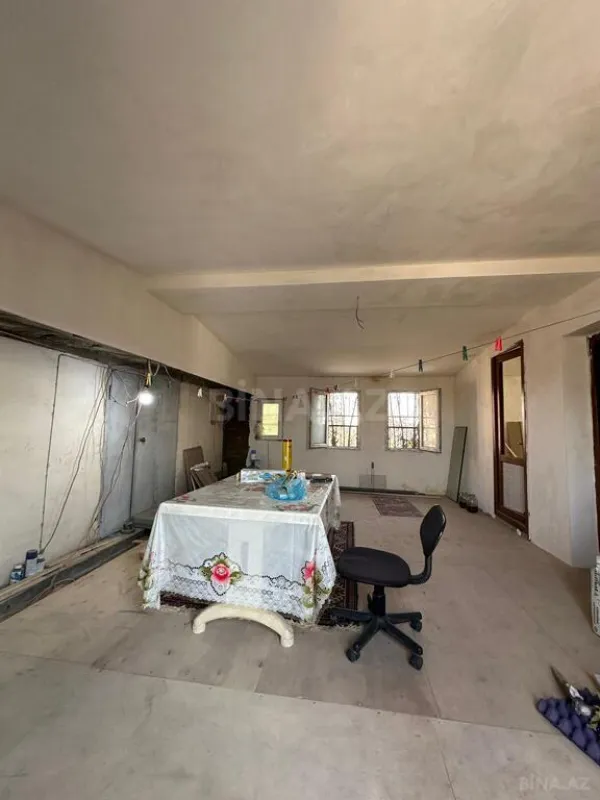 Satılır 7 otaqlı mənzil 140 m²