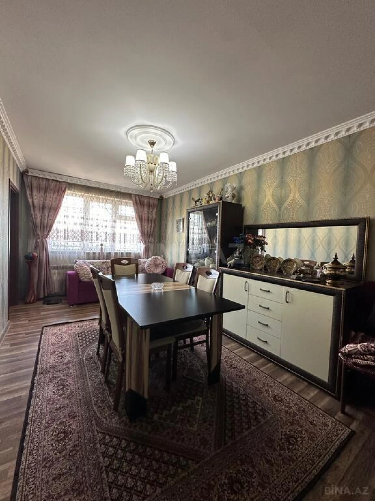 Satılır 7 otaqlı mənzil 140 m²