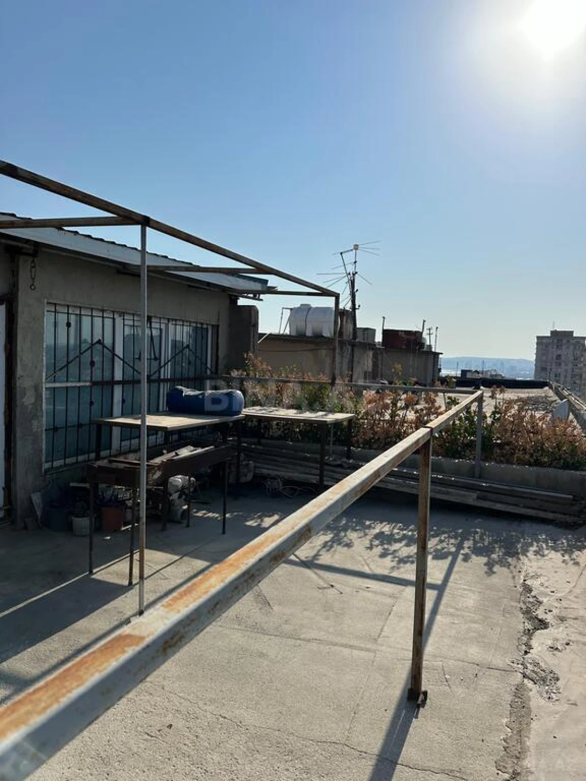 Satılır 7 otaqlı mənzil 140 m²