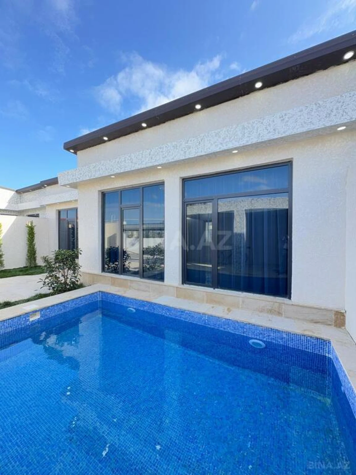 Satılır 4 otaqlı həyət evi 170 m²