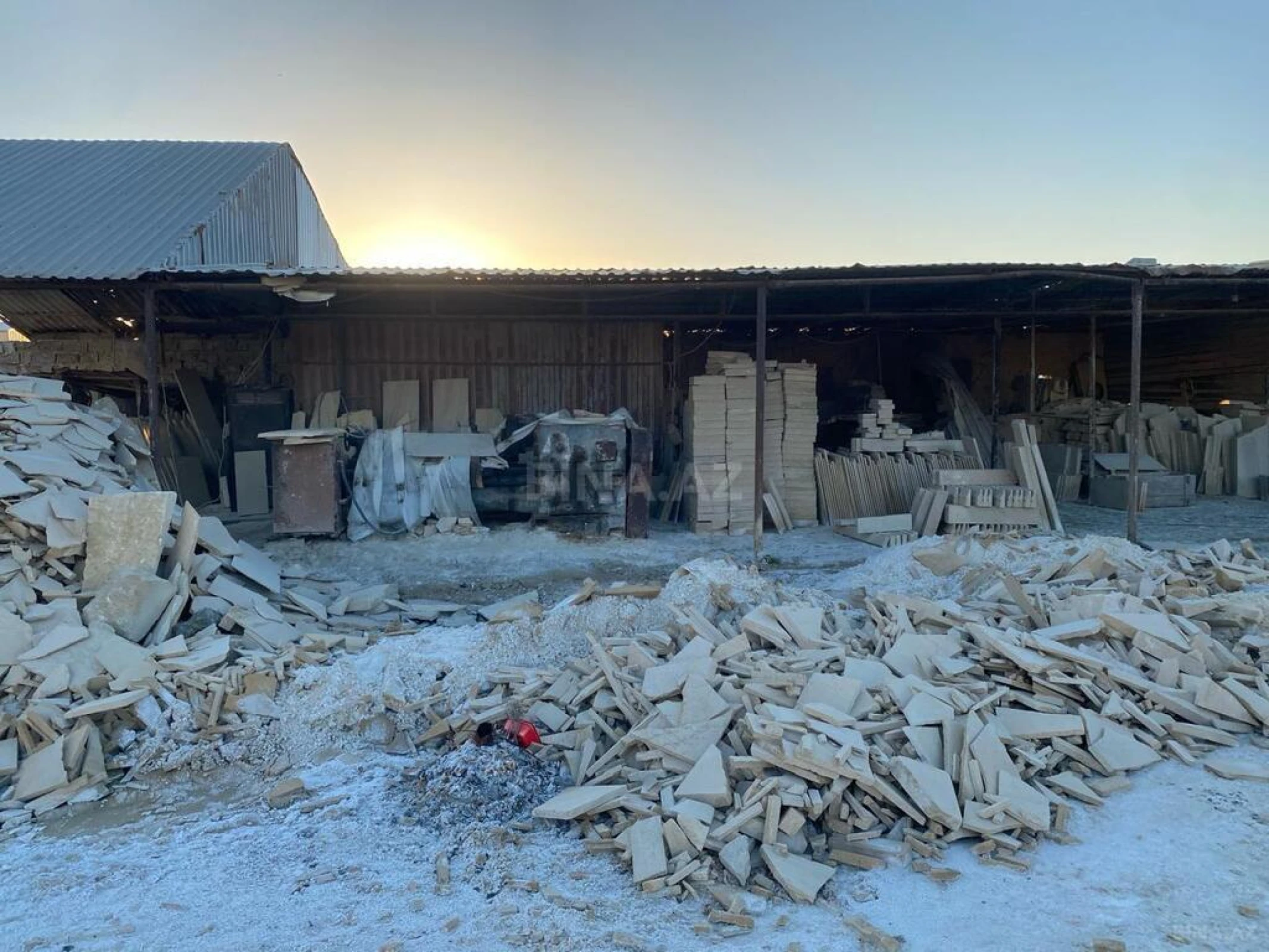 Satılır obyekt 22 m²