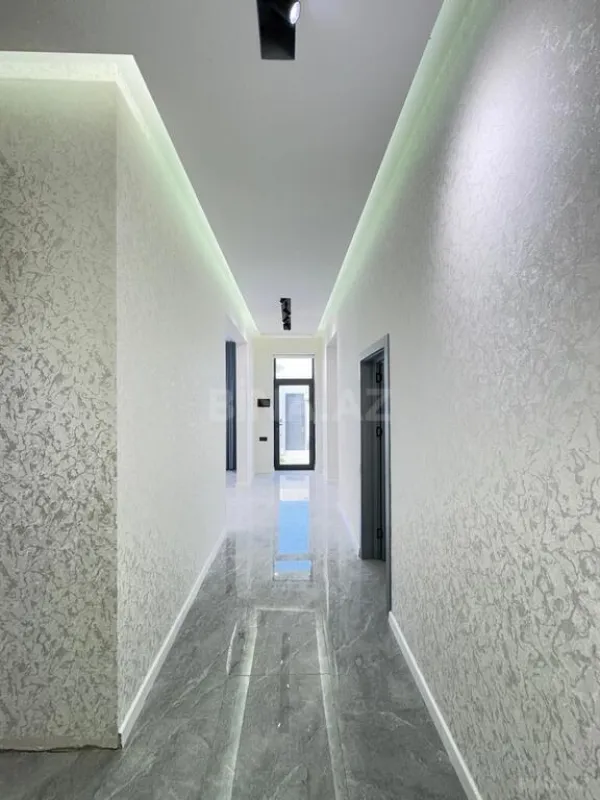 Satılır 4 otaqlı həyət evi 150 m²