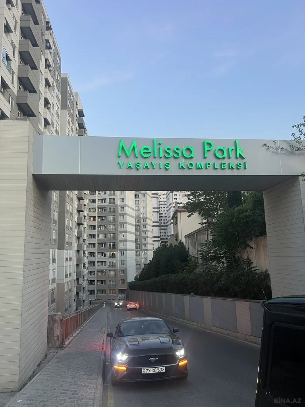 Satılır 3 otaqlı mənzil 104 m²