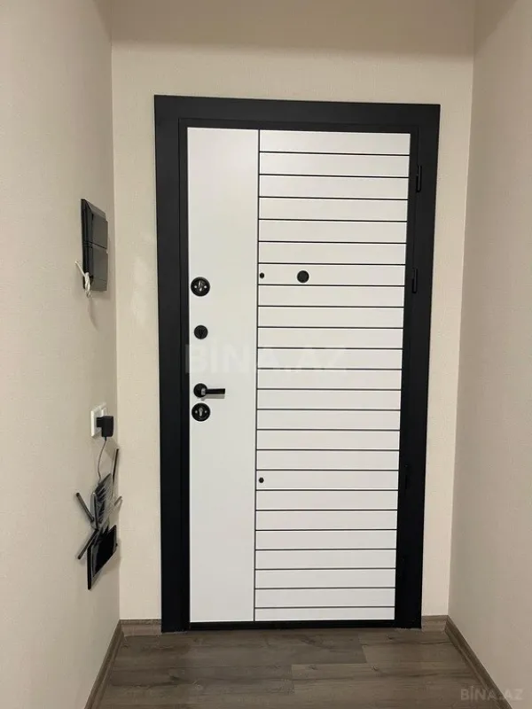 Satılır 3 otaqlı mənzil 104 m²