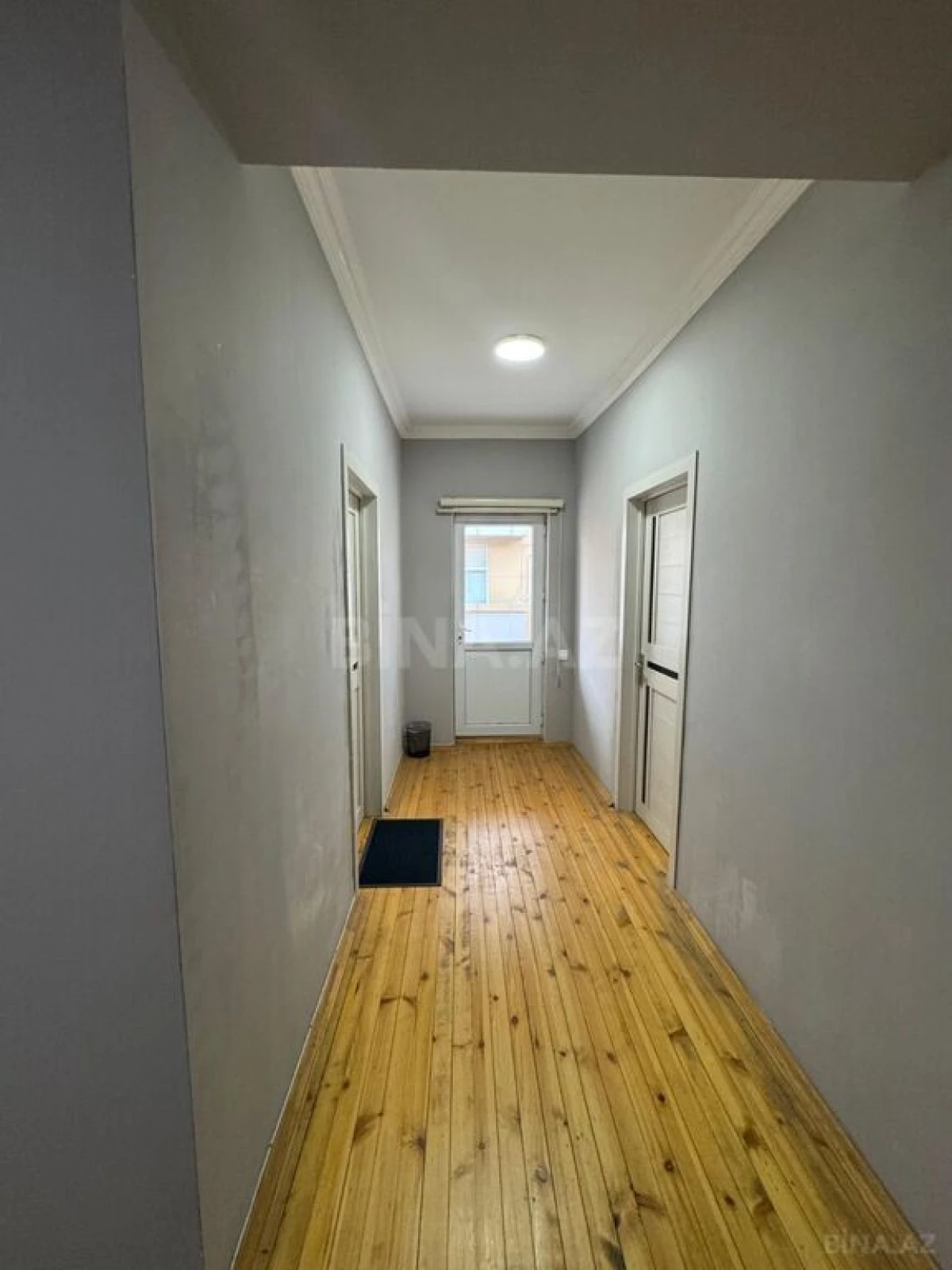 Kirayə verilir 8 otaqlı həyət evi 500 m²