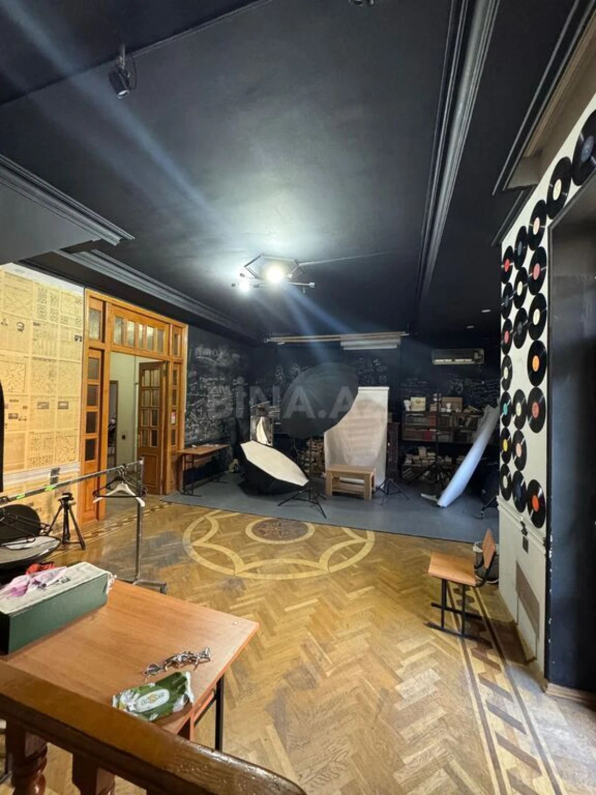 Kirayə verilir 8 otaqlı həyət evi 500 m²